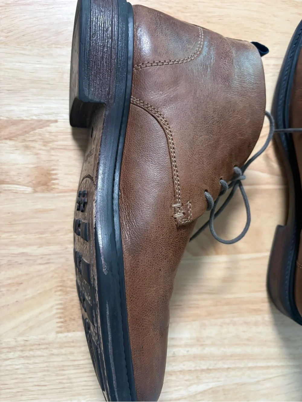 Steve Madden Men's Brown Leather Chukka Boots - Classic Lace-Up Size 7.5
